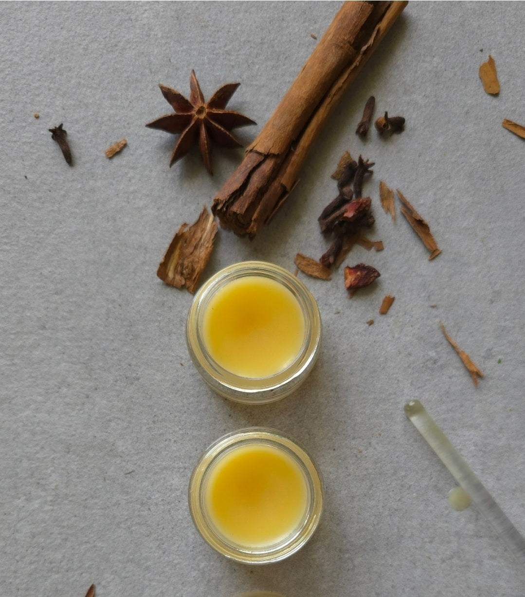 Naturkosmetik selbstgemacht. Blumenwiesenschön dank Kräutern, Blüten, Früchten und Beeren