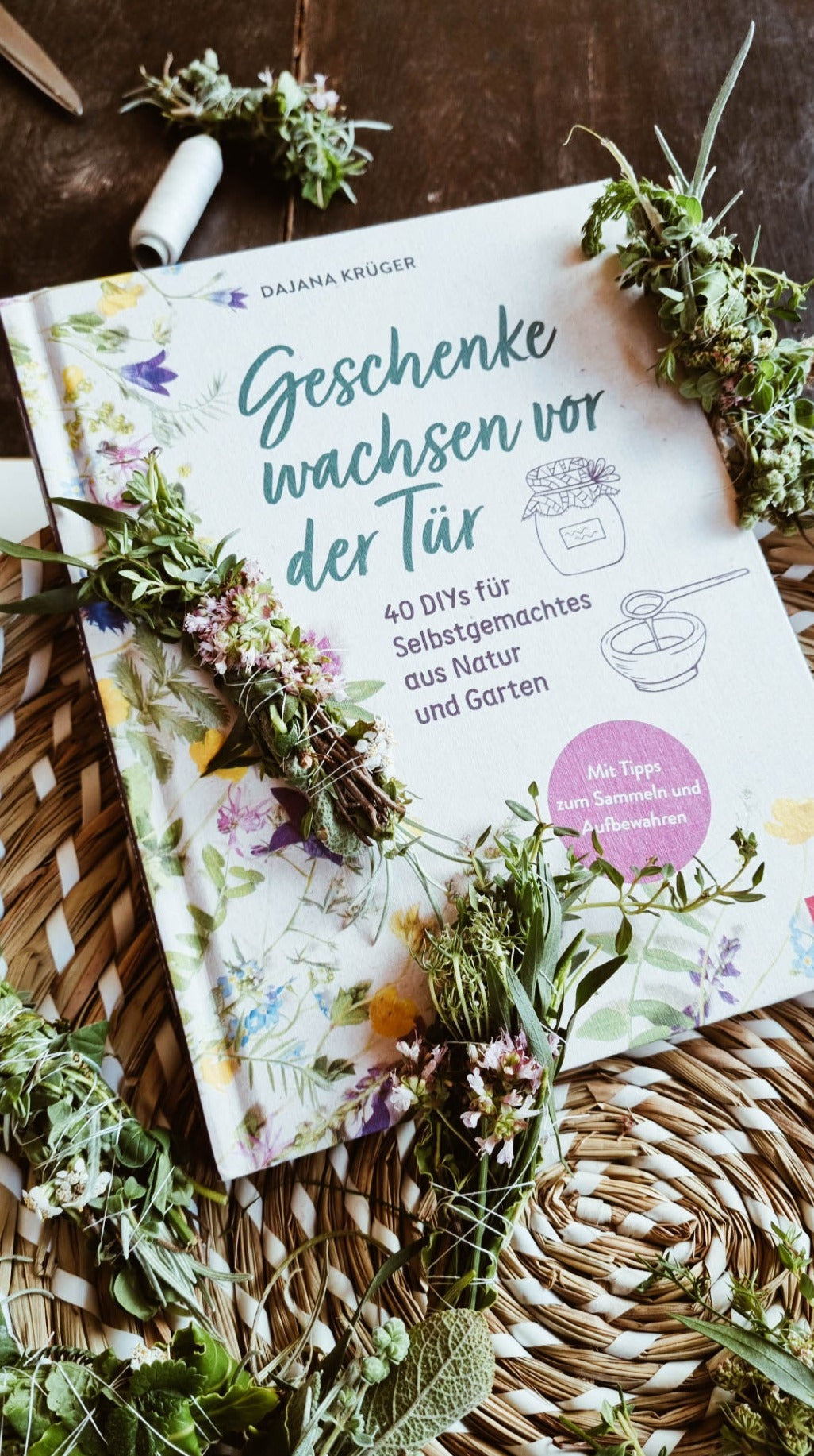 Grün.Sein DIY-Buch: „Geschenke wachsen vor der Tür“